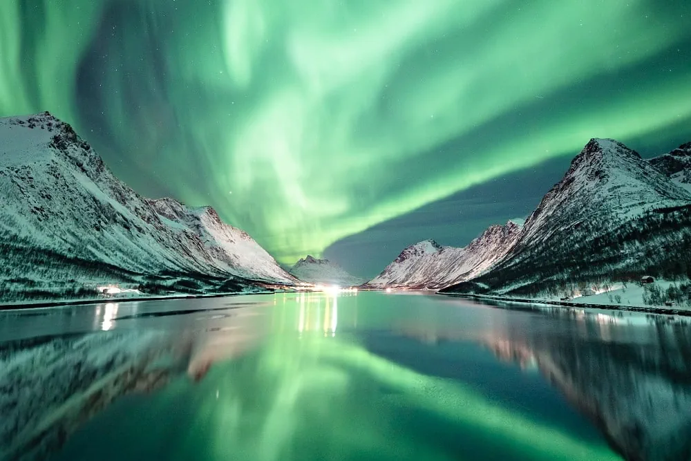 Aurores boréales à Gryllefjord Senja hiver
