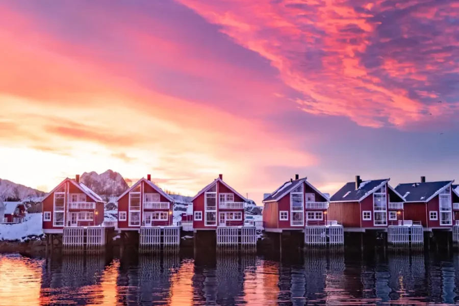 Svolvær, Lofoten, hotel Svinøya Rorbuer