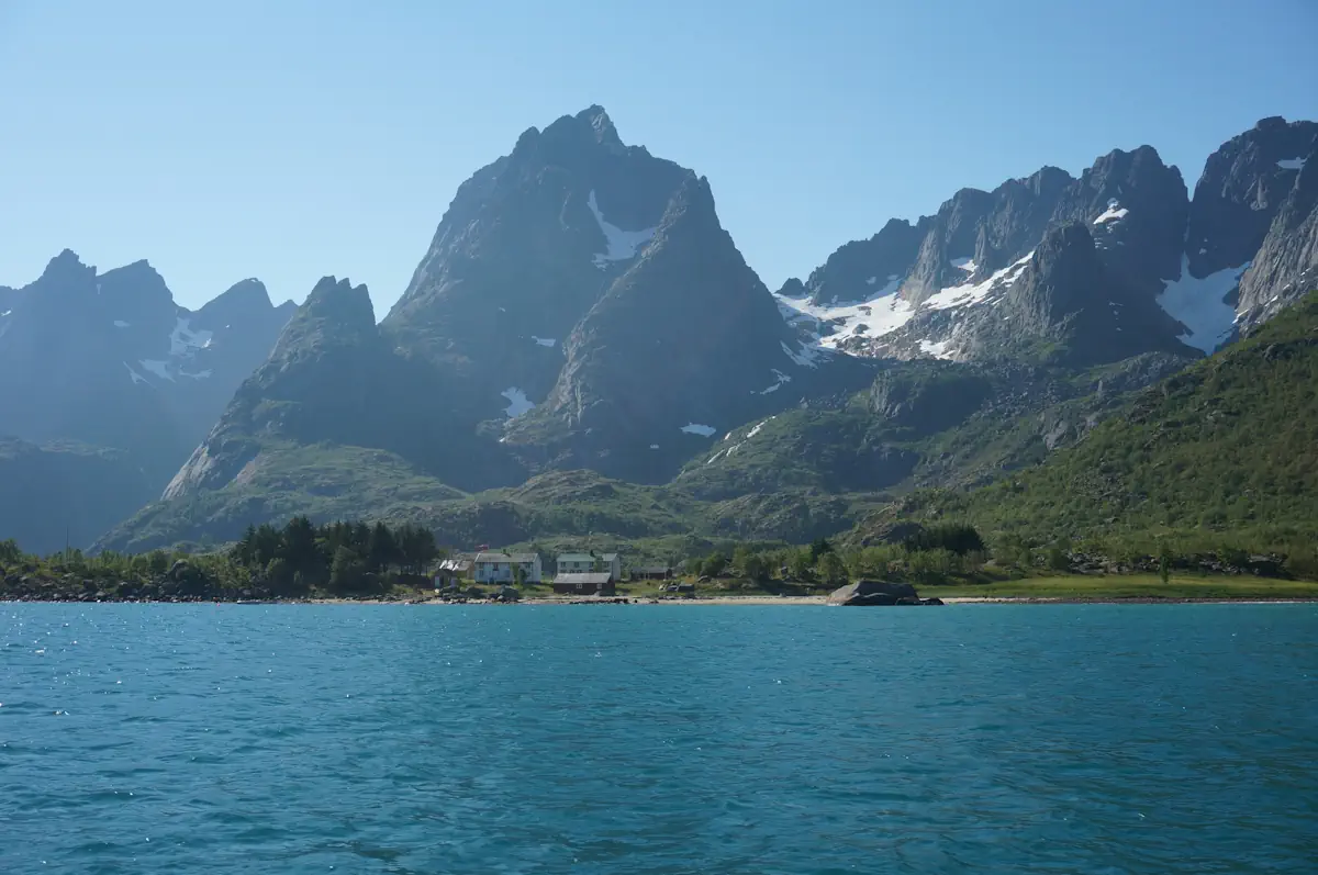 Islas Lofoten barco Trollfjord julio verano