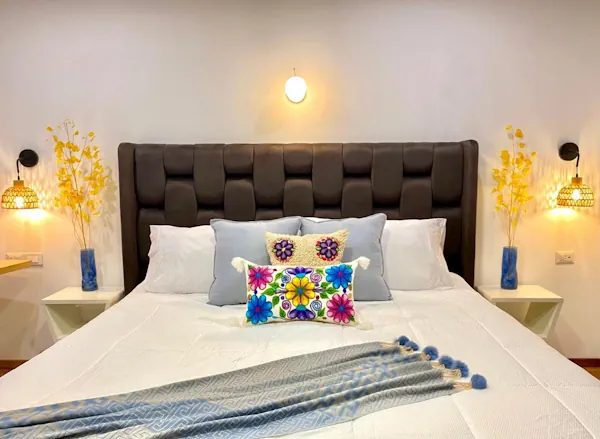 Mahalo Suites