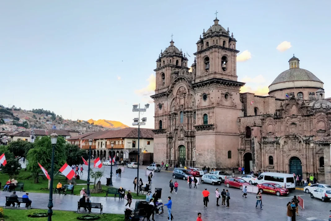 Plaza de Armas Cusco coucher de soleil