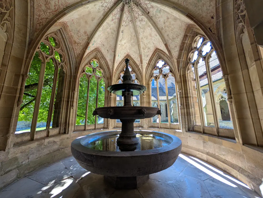 Fontaine Abbaye Maulbronn Monastere Fontaine Abbaye Maulbronn Monastere