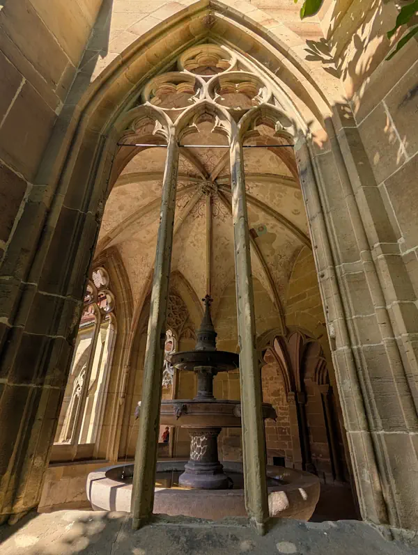 Fontaine Monastère Maulbronn Allemagne Fontaine Monastère Maulbronn Allemagne