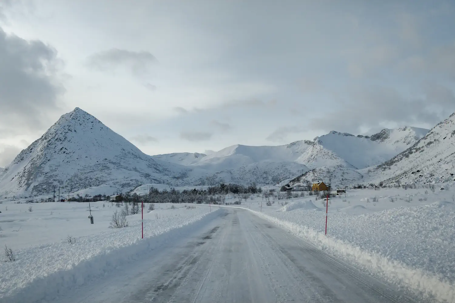 routes hiver ile lofoten norvège conduire