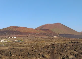Lanzarote avec des enfants : le guide complet pour des vacances en famille réussies Cratères Volcans Lanzarote Iles Canaries