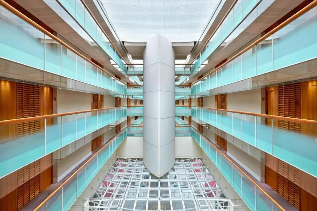 dormir sheraton hôtel aéroport roissy charles de gaulle paris