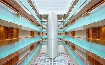 Où dormir à l’aéroport de Roissy Charles de Gaulle de Paris? et pourquoi dormir là bas? dormir sheraton hôtel aéroport roissy charles de gaulle paris