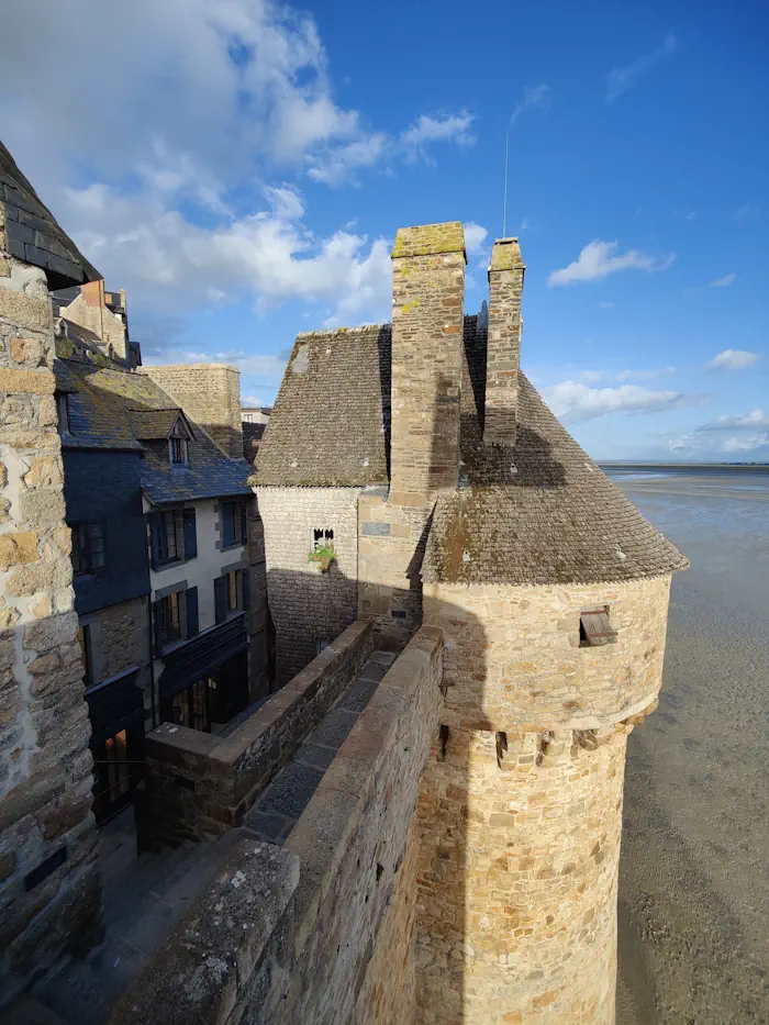 Voir les remparts du Mont Saint Michel