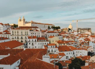 Que contient la Lisbon Card et est-elle rentable ? Vue Sao Vicente Fora Eglise monastere Lisbonne