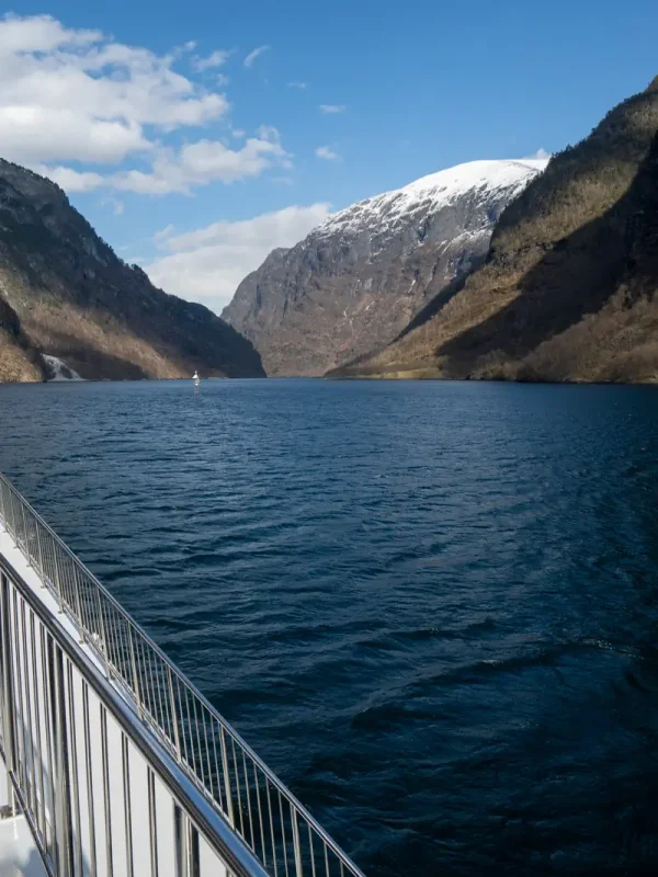 Bateau croisière naeroyfjord flam gudvangen