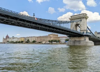 Faire une croisière à Budapest, quelles sont les différentes options et laquelle choisir? Croisière Budapest sur le Danube printemps