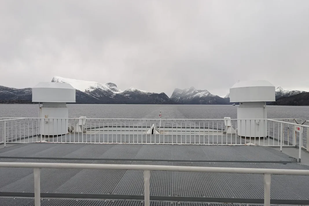 Prendre Ferry Bognes Skarberget nord norvège