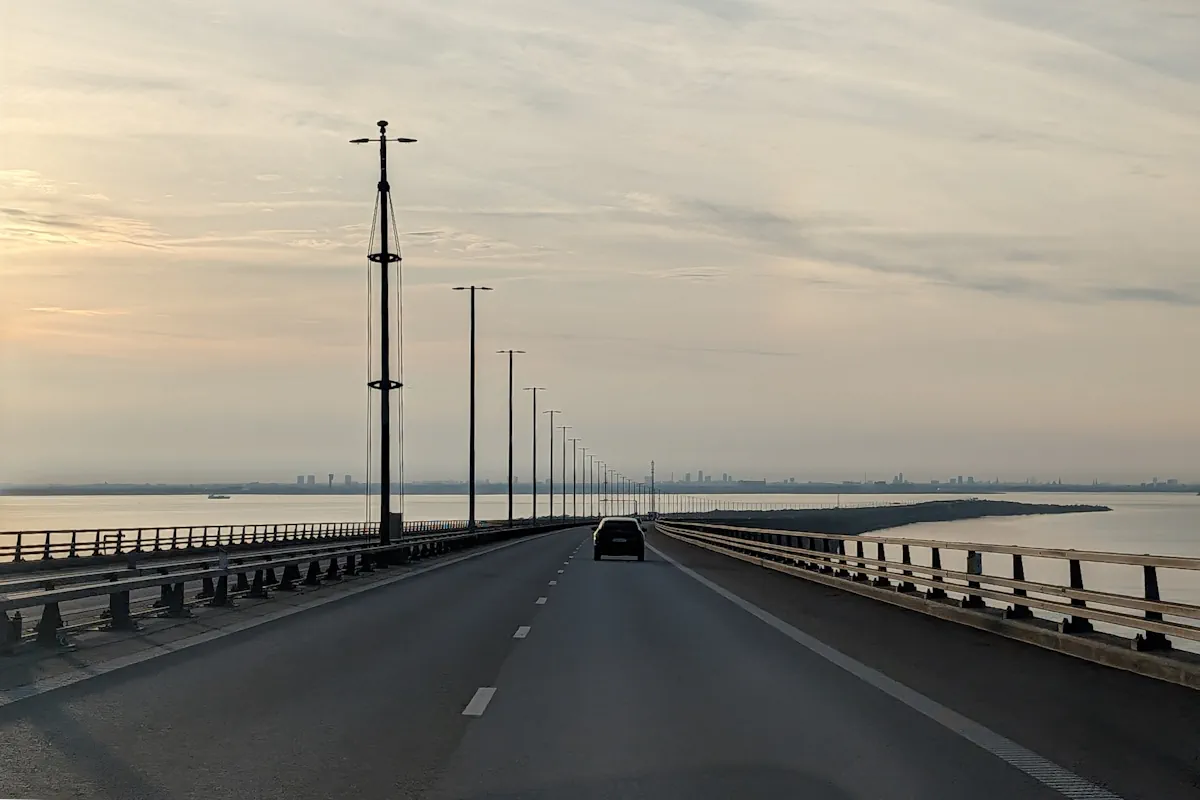 Cruzar puento Oresund Suecia Dinamarca