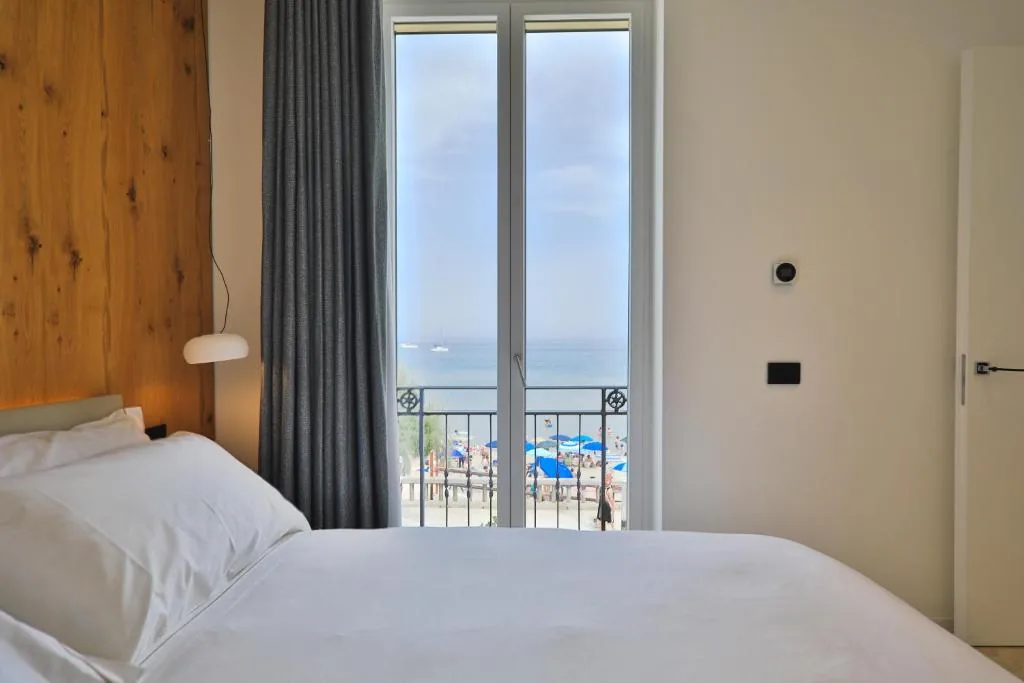 Abelia Sea Suites, Cefalù — front de mer