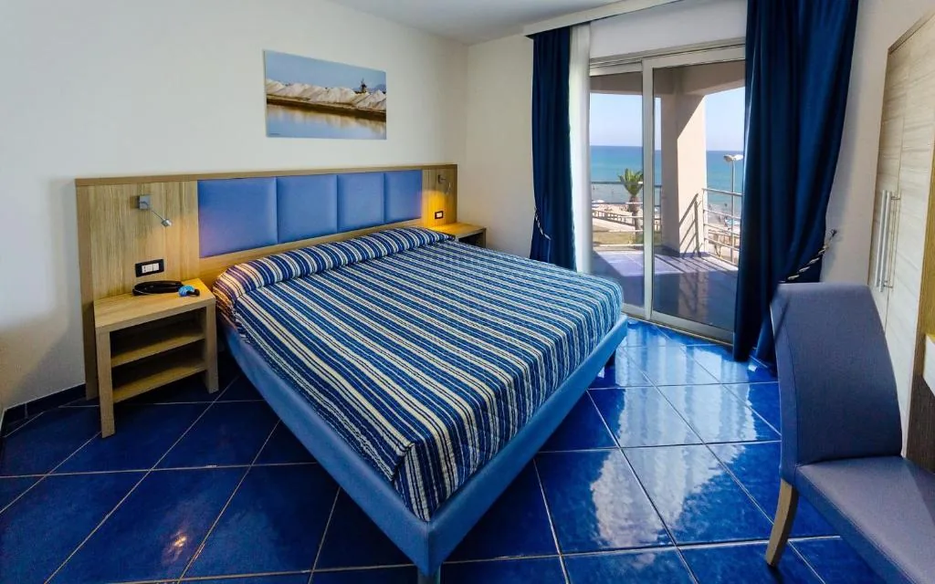 Astro Suite Hotel, Cefalù