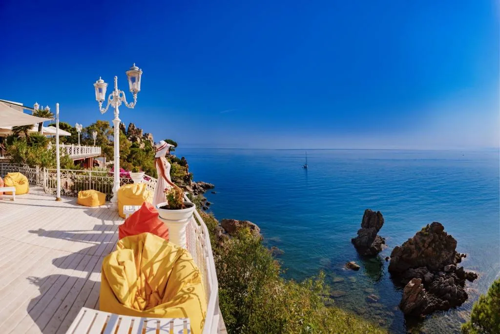 Hotel Kalura, Cefalù — baie de Caldura