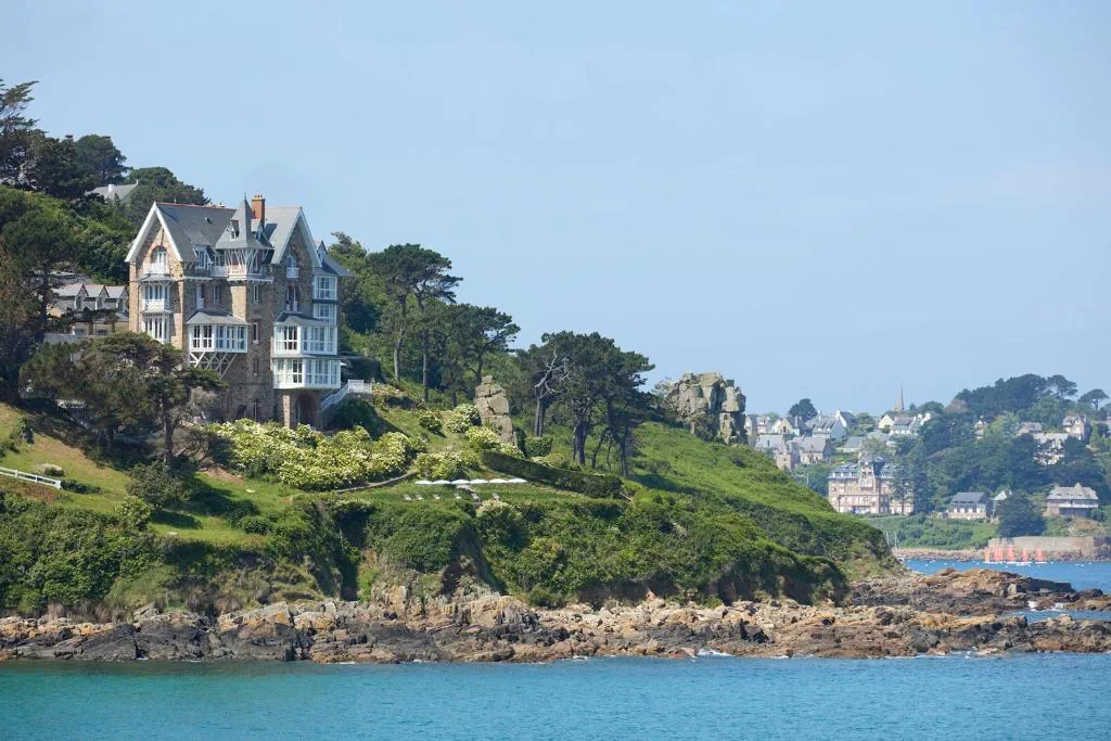 Hotel les bassans côte de granit rose Perros Guirec
