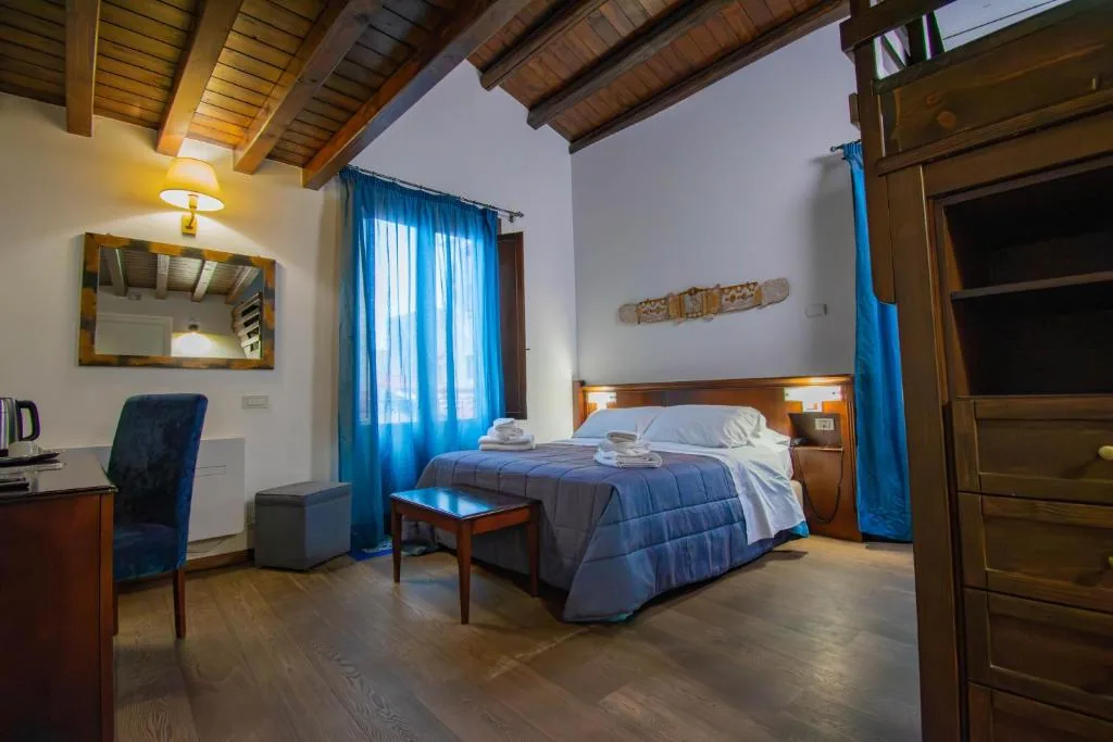 Hotel La Plumeria, Cefalù