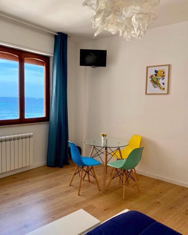 Mondello Beach Rooms
