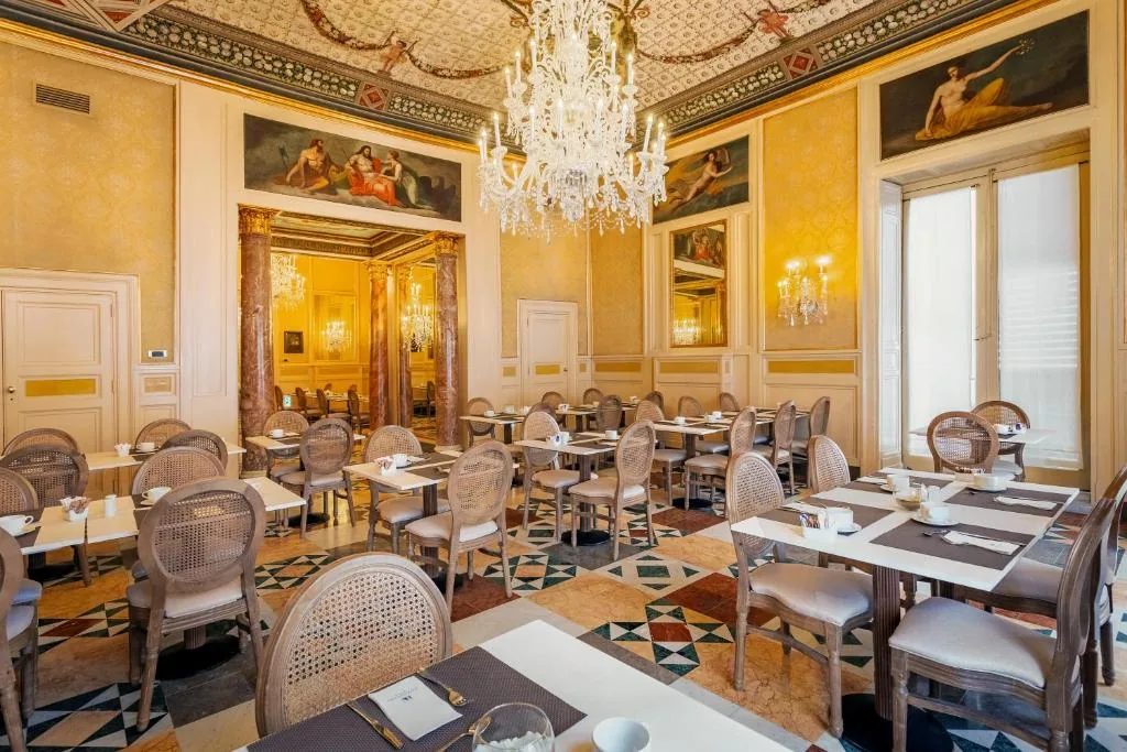 Eurostars Centrale Palace Hotel, Palerme — ancien Palazzo Tarallo