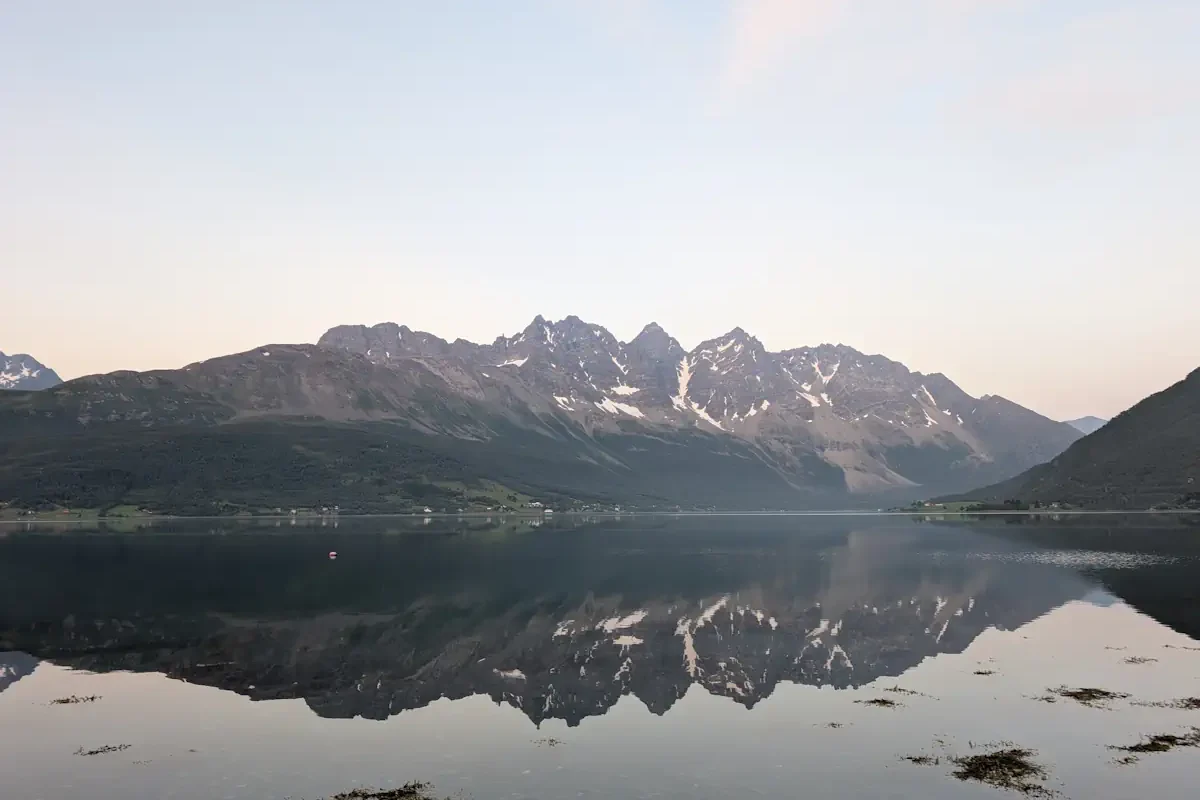 Tromso alpes lyngen sans neige Tromso alpes lyngen sans neige