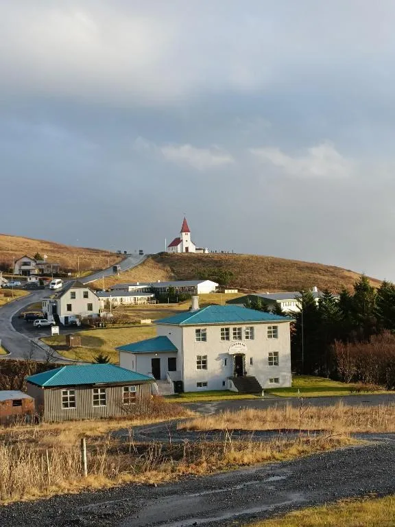 Arsalir Guesthouse — acogedora casa de huéspedes en Vík con aparcamiento gratuito y cocina compartida