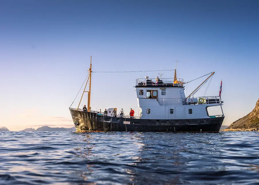 Voyage de pêche à Ålesund à bord du MS Gamle Havstein, phare d'Alnes et Godøya