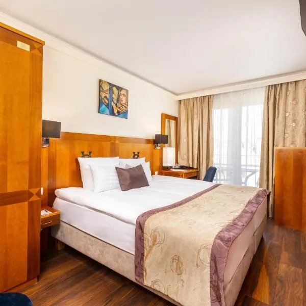 Carlton Hotel Buda Castle, Budapest
