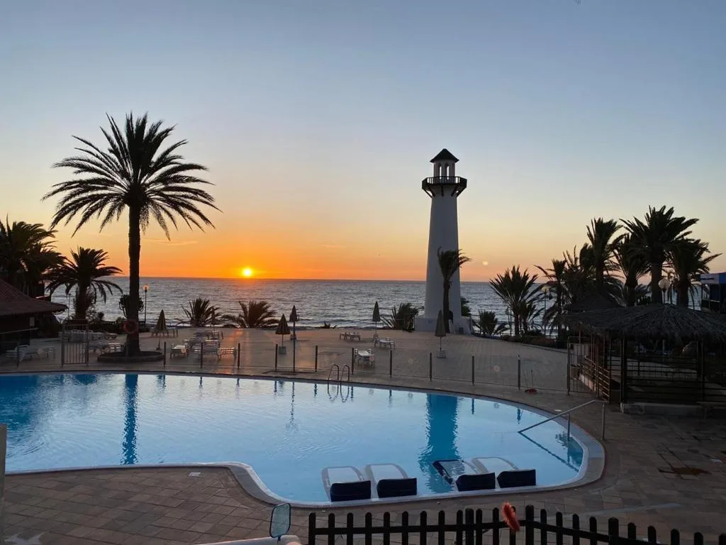 INFINITY VIEW — maison de vacances bord de plage avec piscine à Playa del Aguila