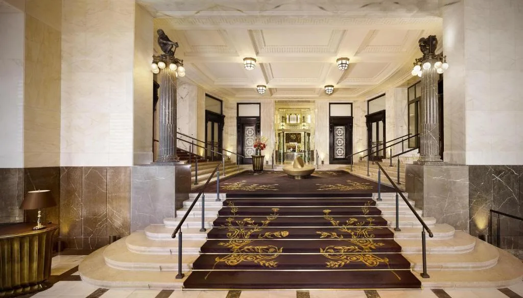 Park Hyatt Vienna, ancienne banque avec piscine, Vienne