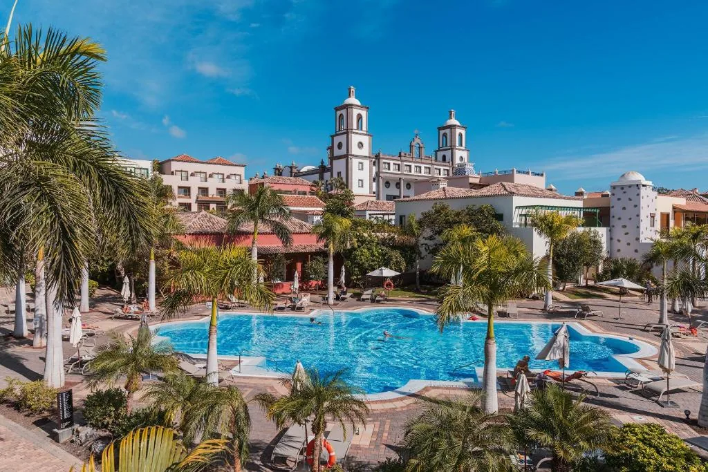 Lopesan Villa del Conde Resort & Thalasso à Meloneras, grand resort familial avec 6 piscines et spa thalasso 1200 m² face à l'océan à Gran Canaria