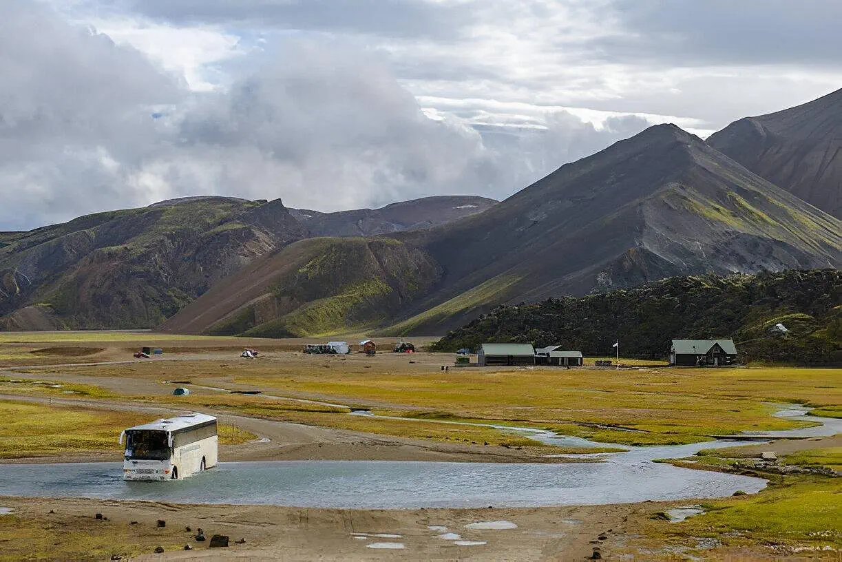 Autobús directo Reykjavik → Landmannalaugar en las Tierras Altas de Islandia
