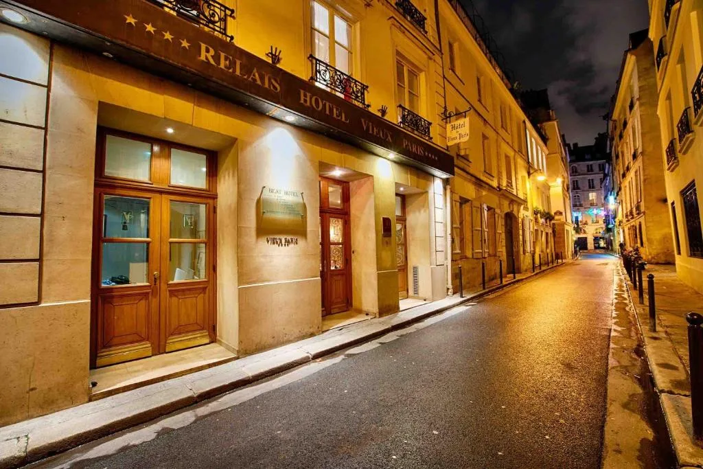 Relais Hôtel du Vieux Paris — characterful hotel founded in 1482 on rue Gît-le-Cœur with exposed beams and individually decorated rooms