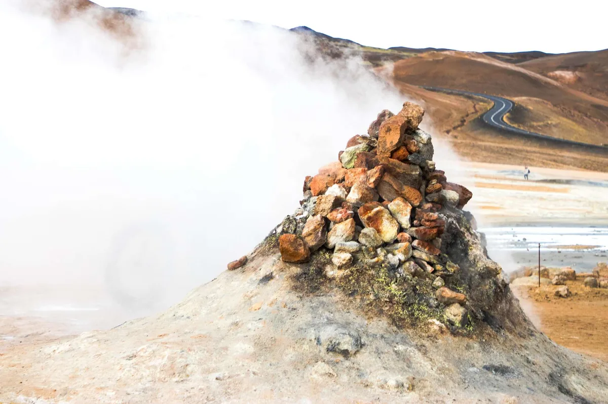 Excursion Godafoss y lago Myvatn desde Akureyri con The Traveling Viking