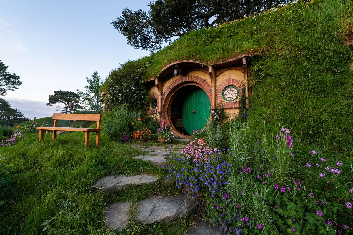 Guided tour of the Hobbiton Lord of the Rings movie set in Matamata, New Zealand