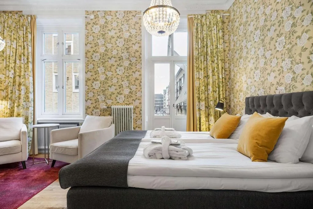Hotell Linnéa Helsingborg en Suède, hôtel de charme dans un bâtiment de 1887 à 100 m de la gare centrale et du terminal ferry pour Elseneur au Danemark