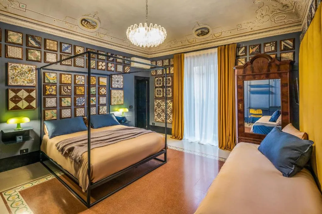 Le Stanze al Genio di Darlon à Palerme en Sicile, B&B Adults Only installé dans le palazzo historique du musée des majoliques à La Kalsa avec sols antiques d'époque