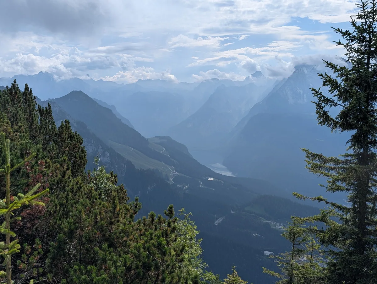 nid-aigle-kehlstein-panorama-vallee