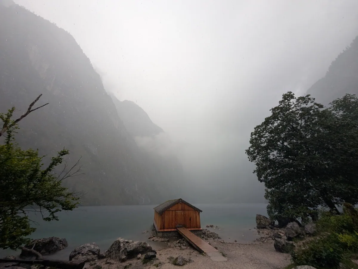 obersee-cabane-brume-berchtesgaden