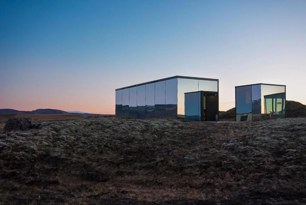ÖÖD Hekla Horizon Mirror Houses in Hella, design mirror bungalows facing the Hekla volcano in southern Iceland