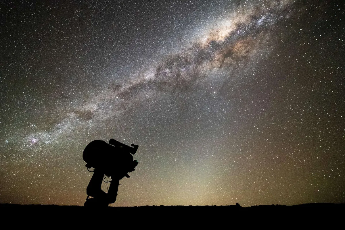 Stargazing at Lake Tekapo in the Aoraki Mackenzie reserve with Silver River Stargazing
