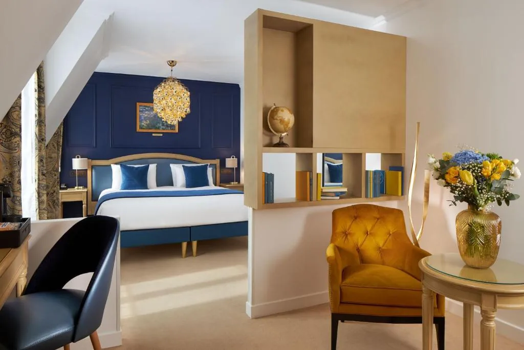 Hotel Villa Romantic & Spa in Paris's 13th arrondissement, hotel with indoor pool, sauna, hammam and jacuzzi 150 m from Les Gobelins metro