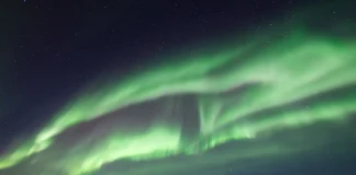 Quels sont les guides d’aurores boréales qui parlent français à Rovaniemi Voir les aurores boréales laponie finlandaise