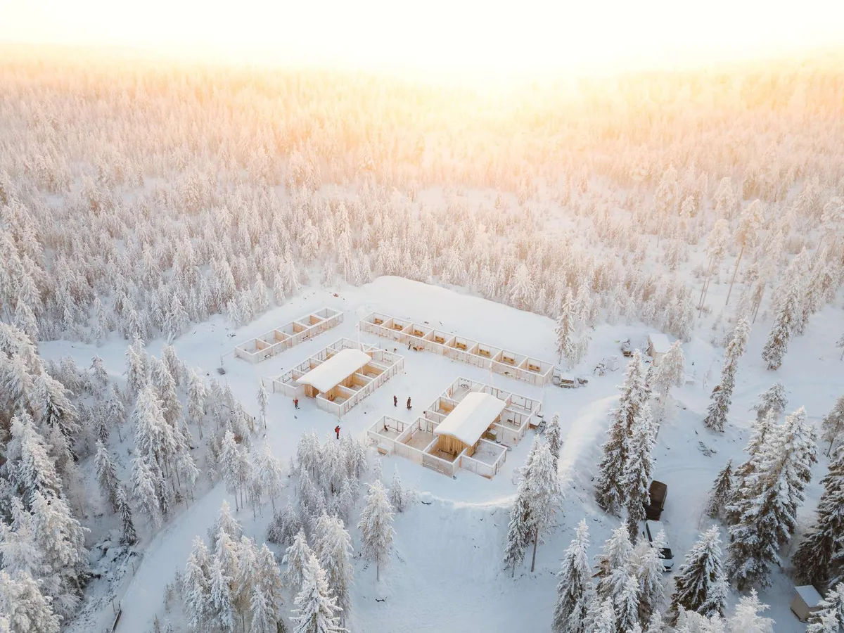 10 km dog sledding ride with Rovaniemi Insider on a private farm belonging to a sled dog racer