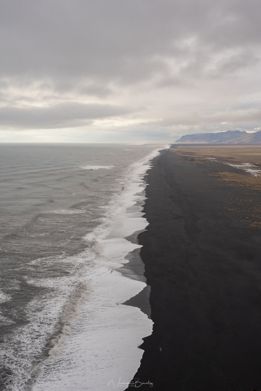 Playas de arena negra Dyrholaey Vik Islandia Playas de arena negra Dyrholaey Vik Islandia